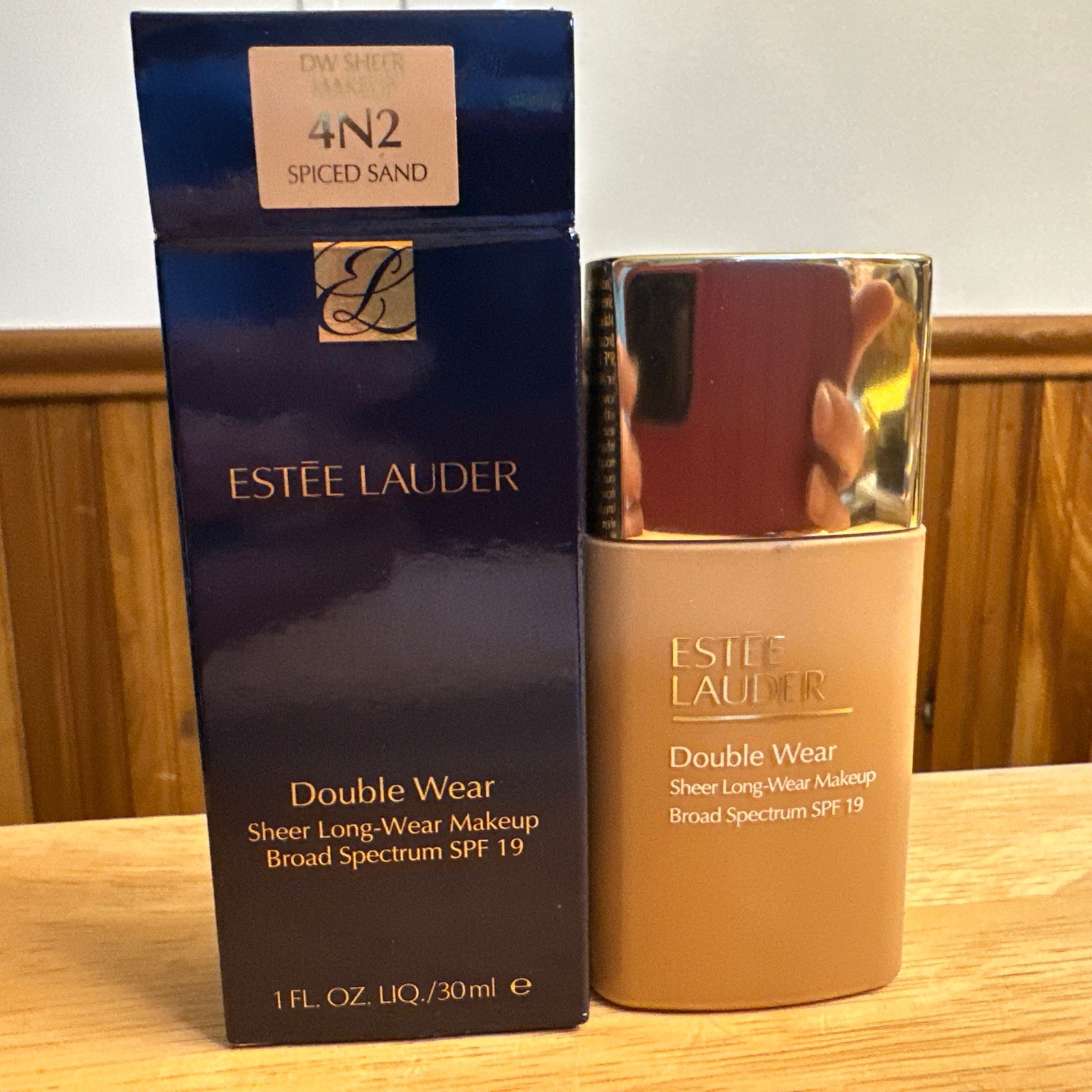 Estee Lauder Double Wear Sheer Long Wear Foundation SPF 19 Spiced Sand 4N2 BNIB