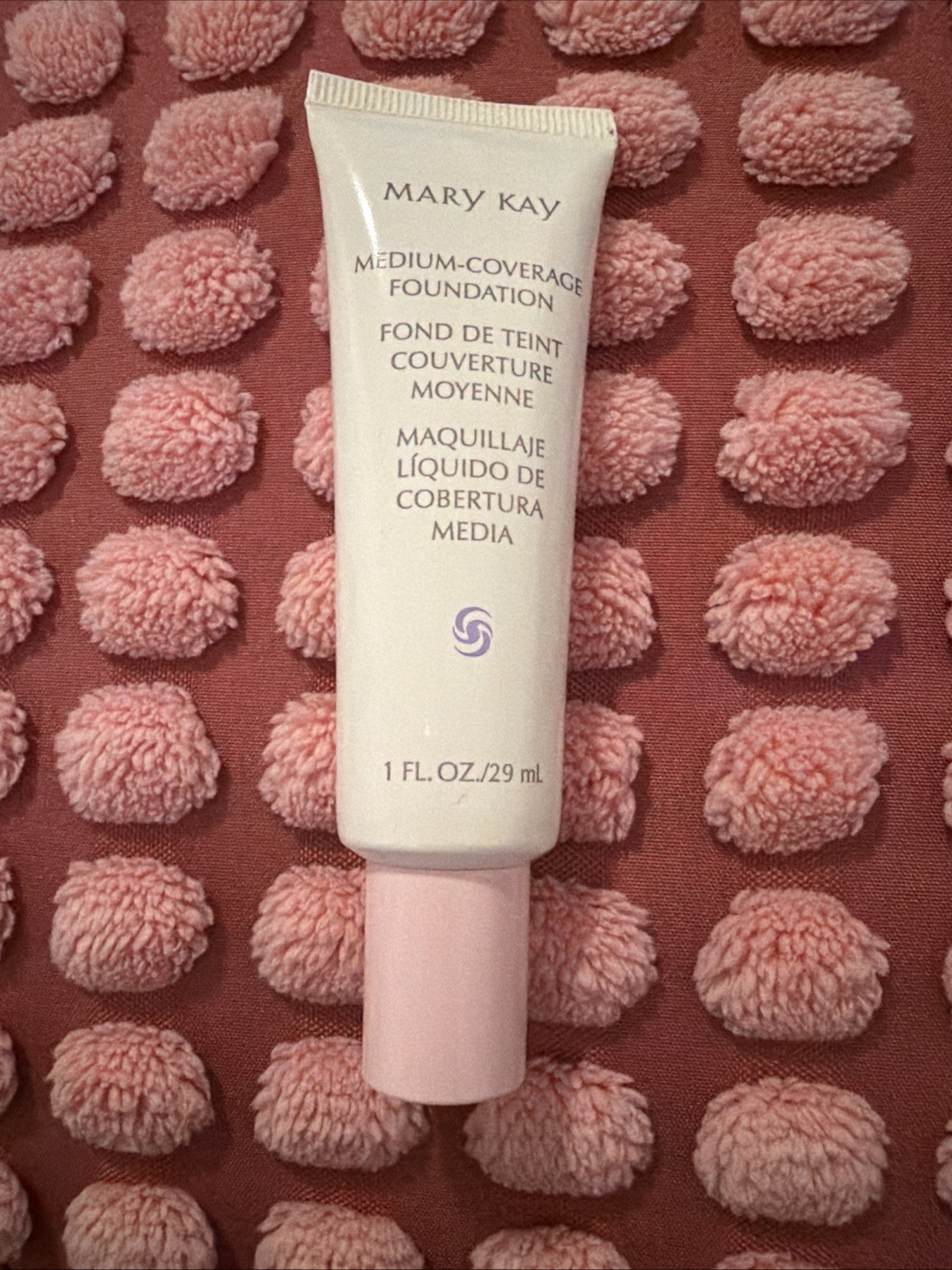 Mary Kay Medium Coverage Foundation Ivory 104 Dry Oily Skin