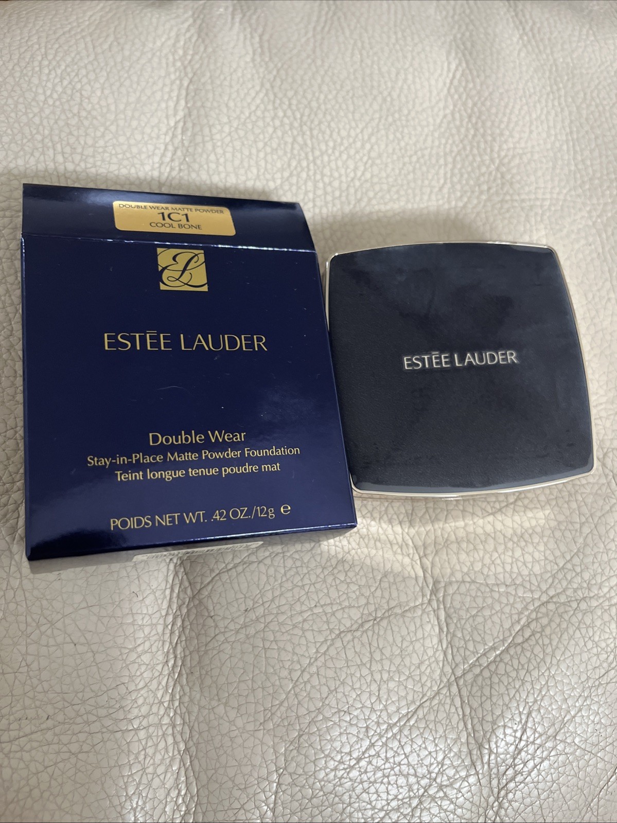 Estee Lauder Double Wear Stay In Place Matte Powder Foundation (1C1 Cool Bone)