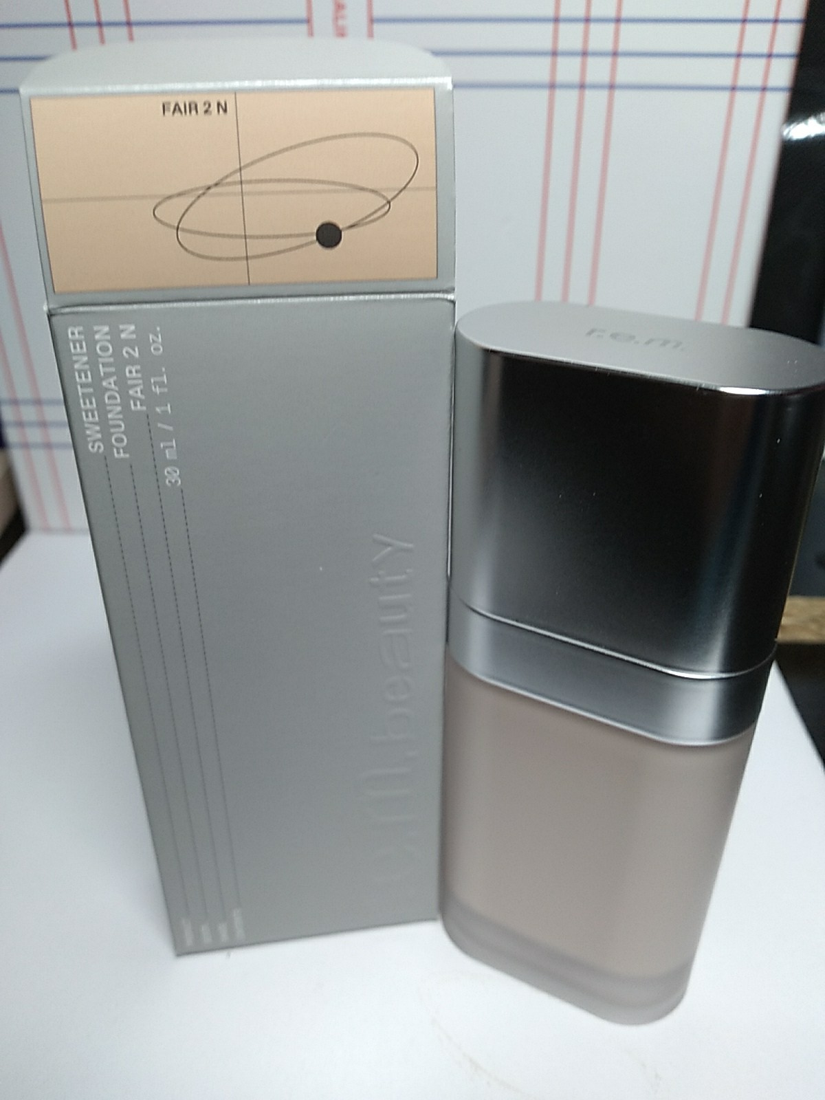 R.E.M BEAUTY SWEETENER FOUNDATION, # FAIR 2 N, 1 FL OZ NIB