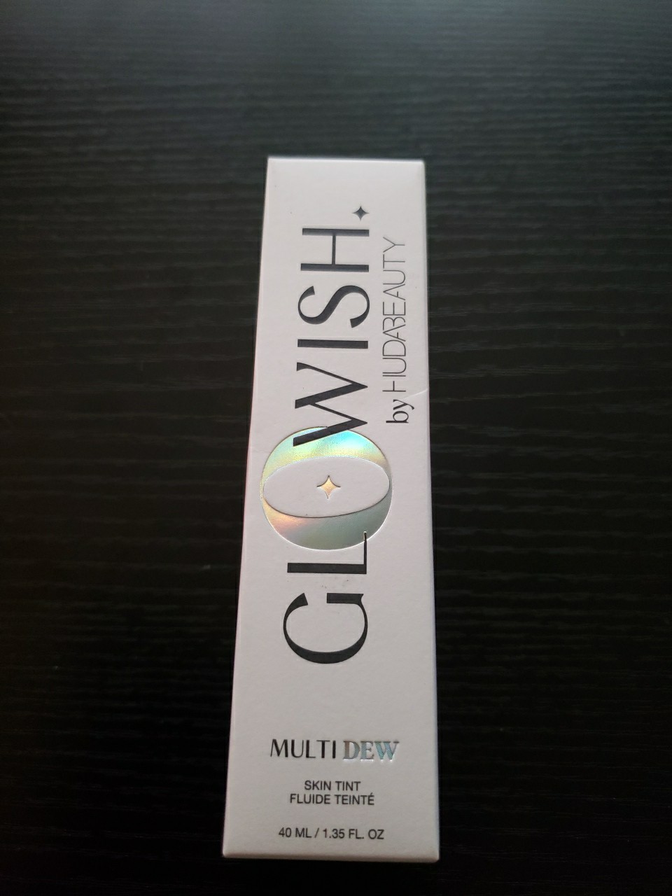Huda Beauty GloWish Multidew Skin Tint Foundation ~ 04 Light Medium 1.35 fl oz