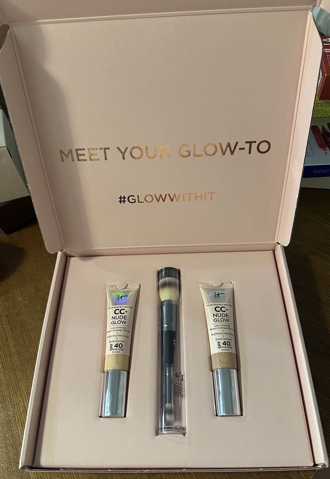 IT Cosmetics CC+ Nude Glow SPF 40 Set – 2 Tubes + Brush | New Sealed Gift Box
