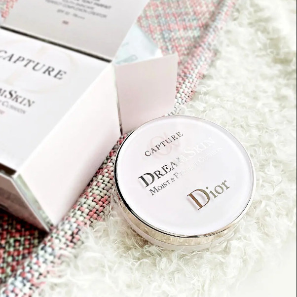 Dior CAPTURE DREAMSKIN Moist Cushion Aging-care Foundation Refill 15gx2pcs +Case