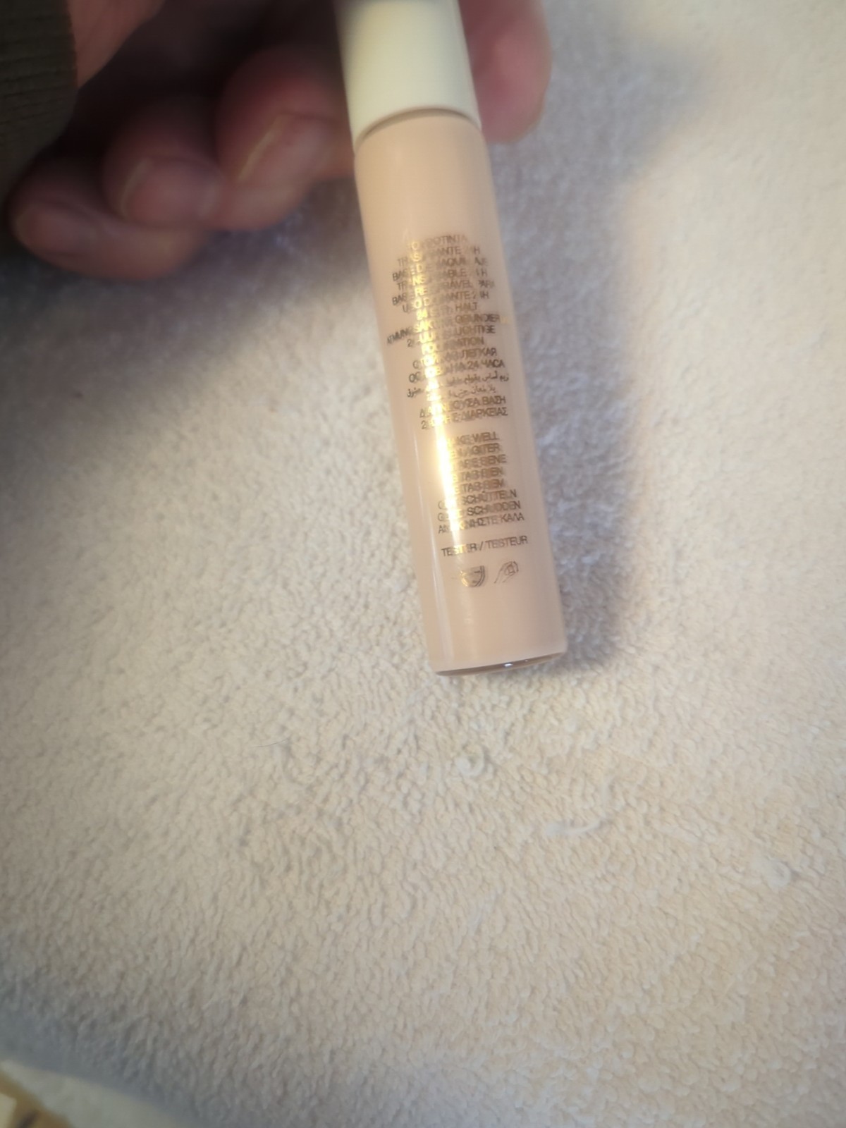 GUCCI Eternite De Beaute Foundation ~ 134C Fair ~ Retired Shade 15 ml,0.5 Oz