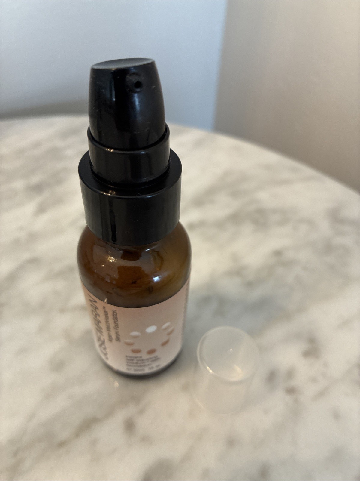 Josie Maran Argan Matchmaker Serum Foundation Medium / Dark 1 oz.