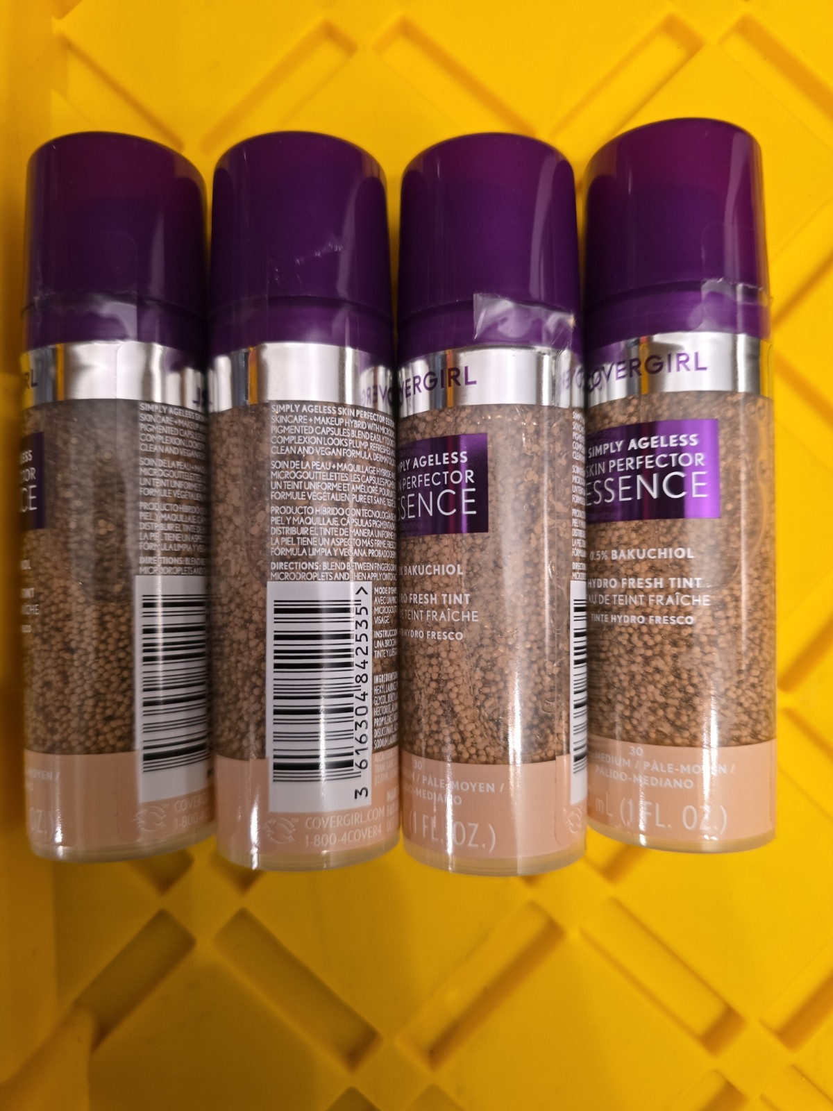 Covergirl Simply Ageless Skin Perfector Foundation 30 Light Medium – 4 Pack