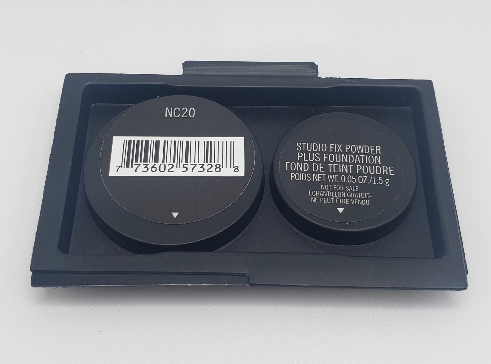 2x MAC Studio Fix Powder Plus Foundation SAMPLE size #NC20 0.05oz/1.5g (ea)