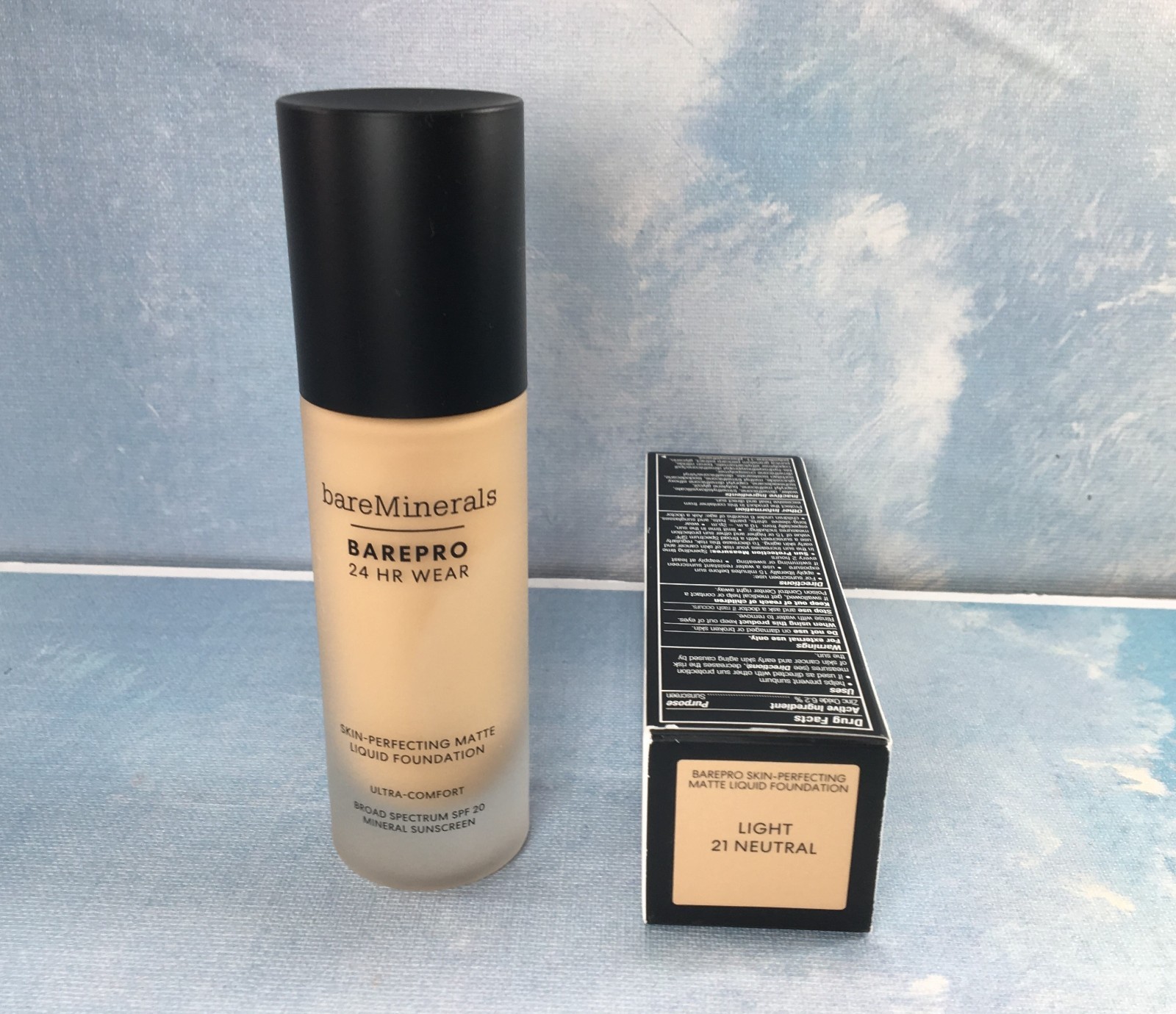 bareMinerals BarePro Liquid Foundation Light 21 Neutral, 1 oz, SPF 20, 9/2026
