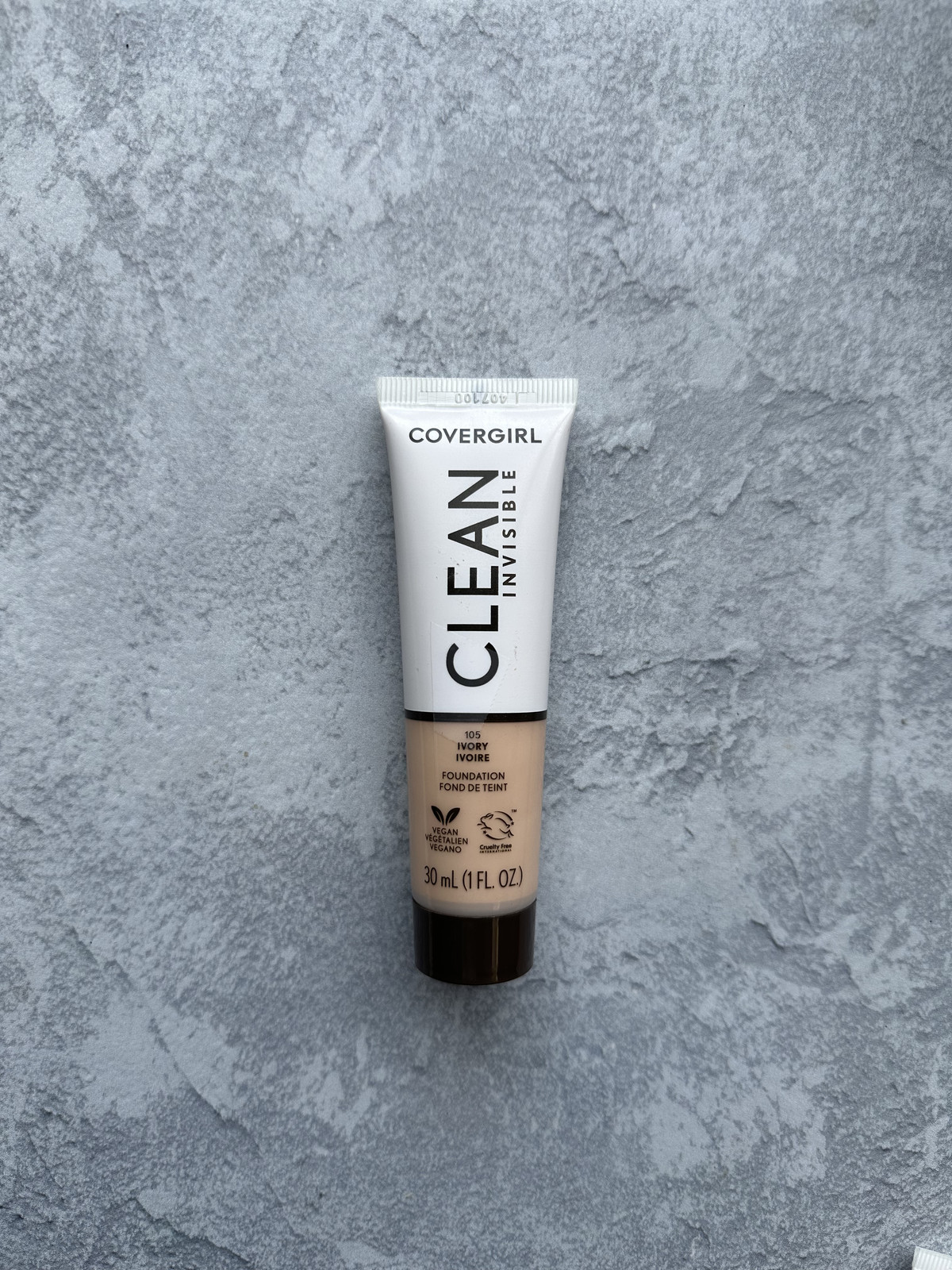 Covergirl Clean Invisible Foundation, Vegan ~ You choose one- Sealed