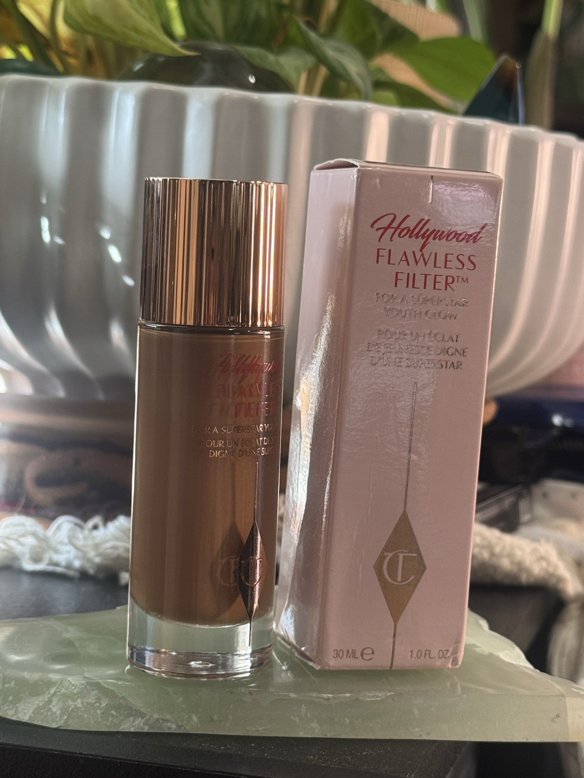 Charlotte Tilbury Hollywood Flawless Filter For A Superstar Youth Glow 6.5 Deep