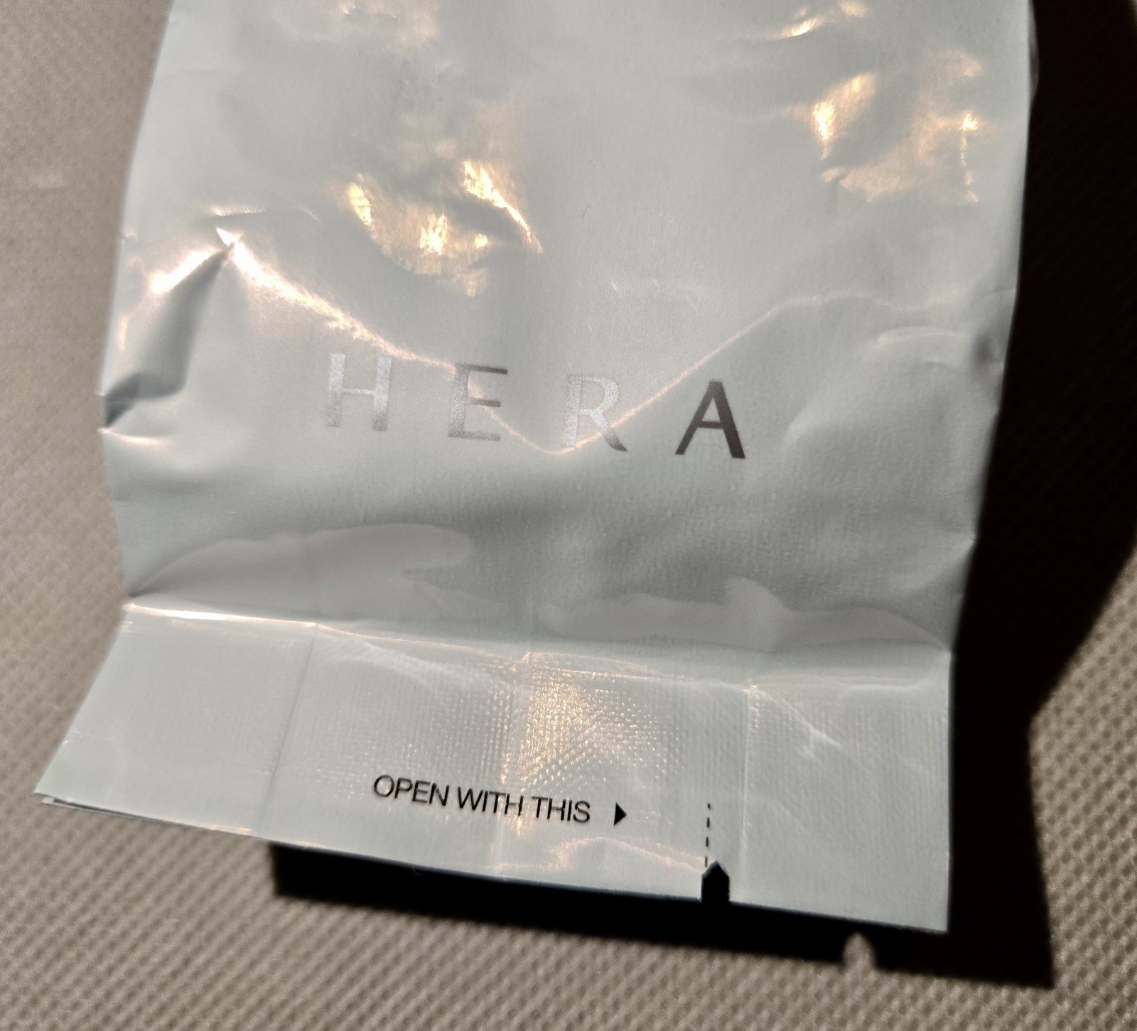 Hera UV Mist Cushion Cover 21 Vanilla SEALED REFILL ONLY – Dated 2018