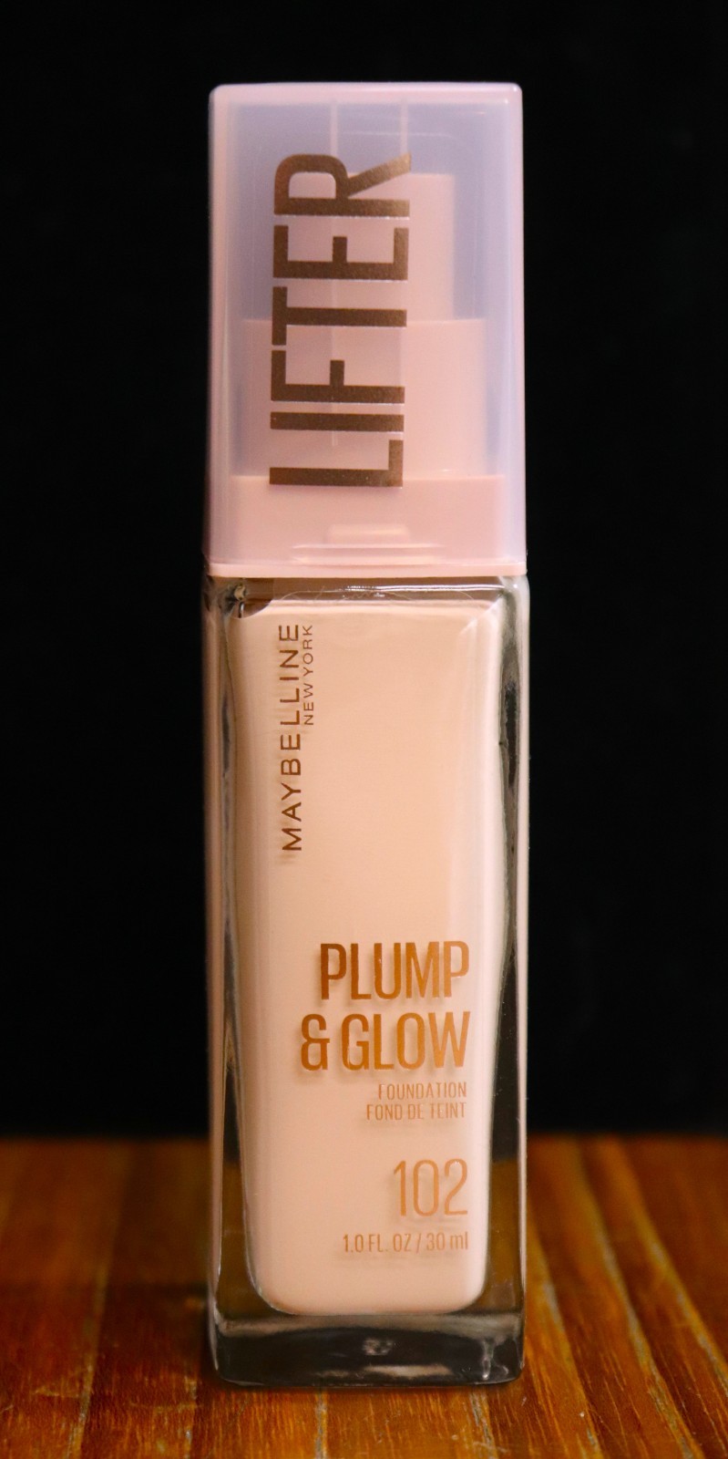 NEW SEALED Maybelline Lifter Plump & Glow Foundation Hyaluronic Acid 102 Neutral