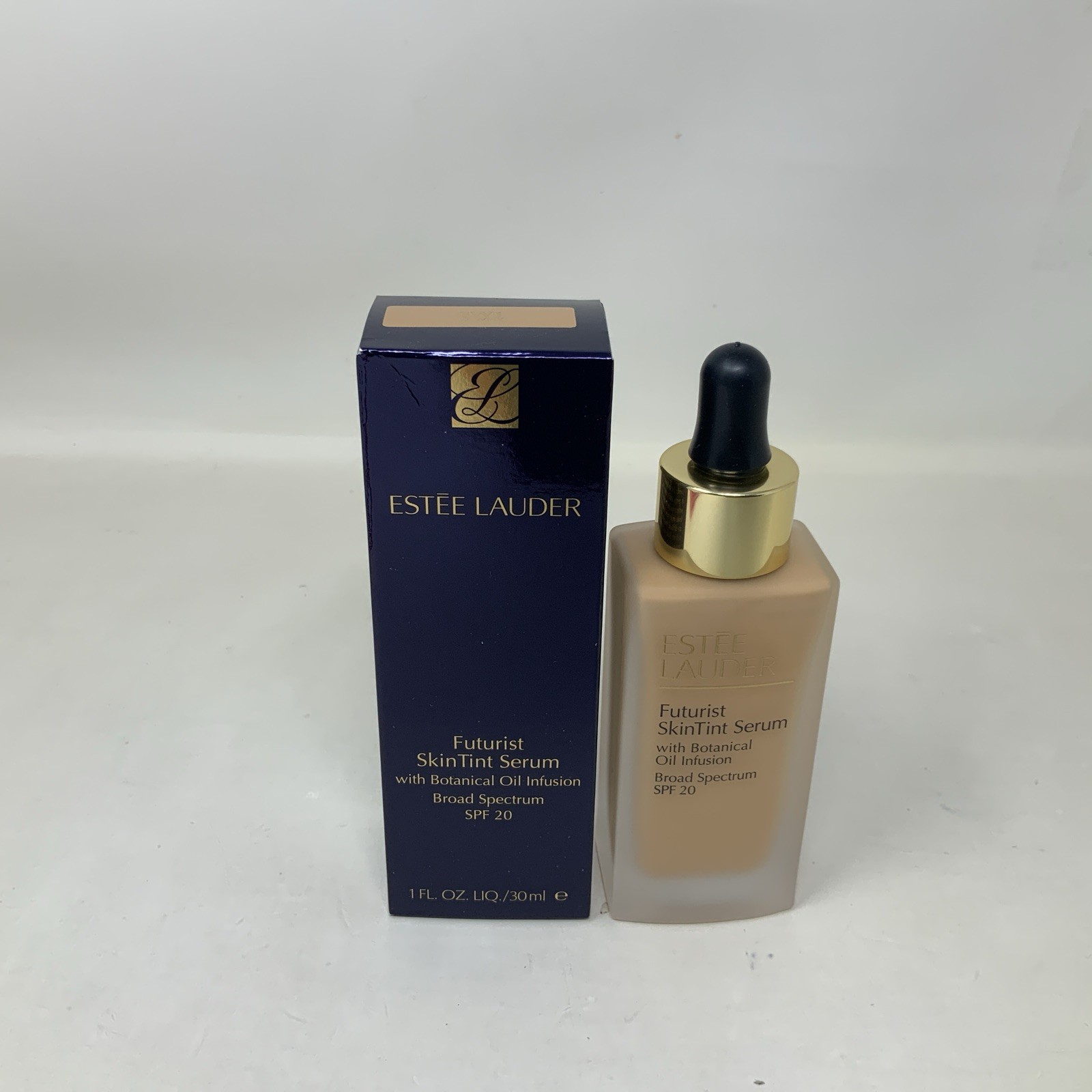Estée Lauder Futurist SkinTint Serum Foundation 1 Fl Oz / 30 Ml – 3W1 Tawny