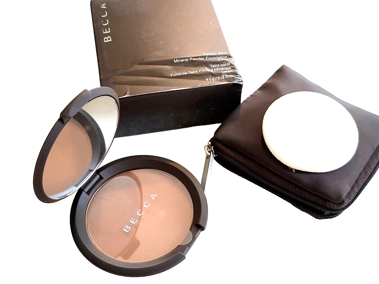 BECCA Perfect Skin Mineral Powder Foundation – Mink – NEW IN BOX