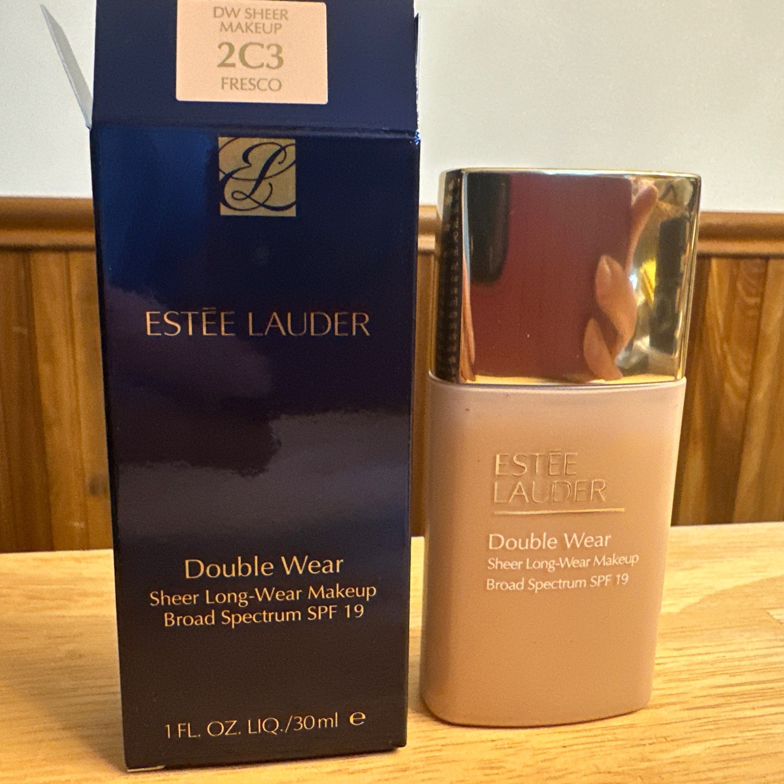 Estee Lauder Double Wear Sheer Long Wear Makeup Shade 2C3 FRESCO 1oz SPF19 BNIB