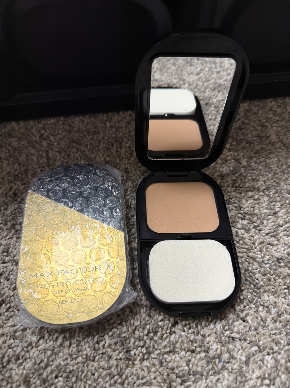 NEW 2x Max Factor Facefinity Compact Foundation 002 IVORY SPF 20 Makeup