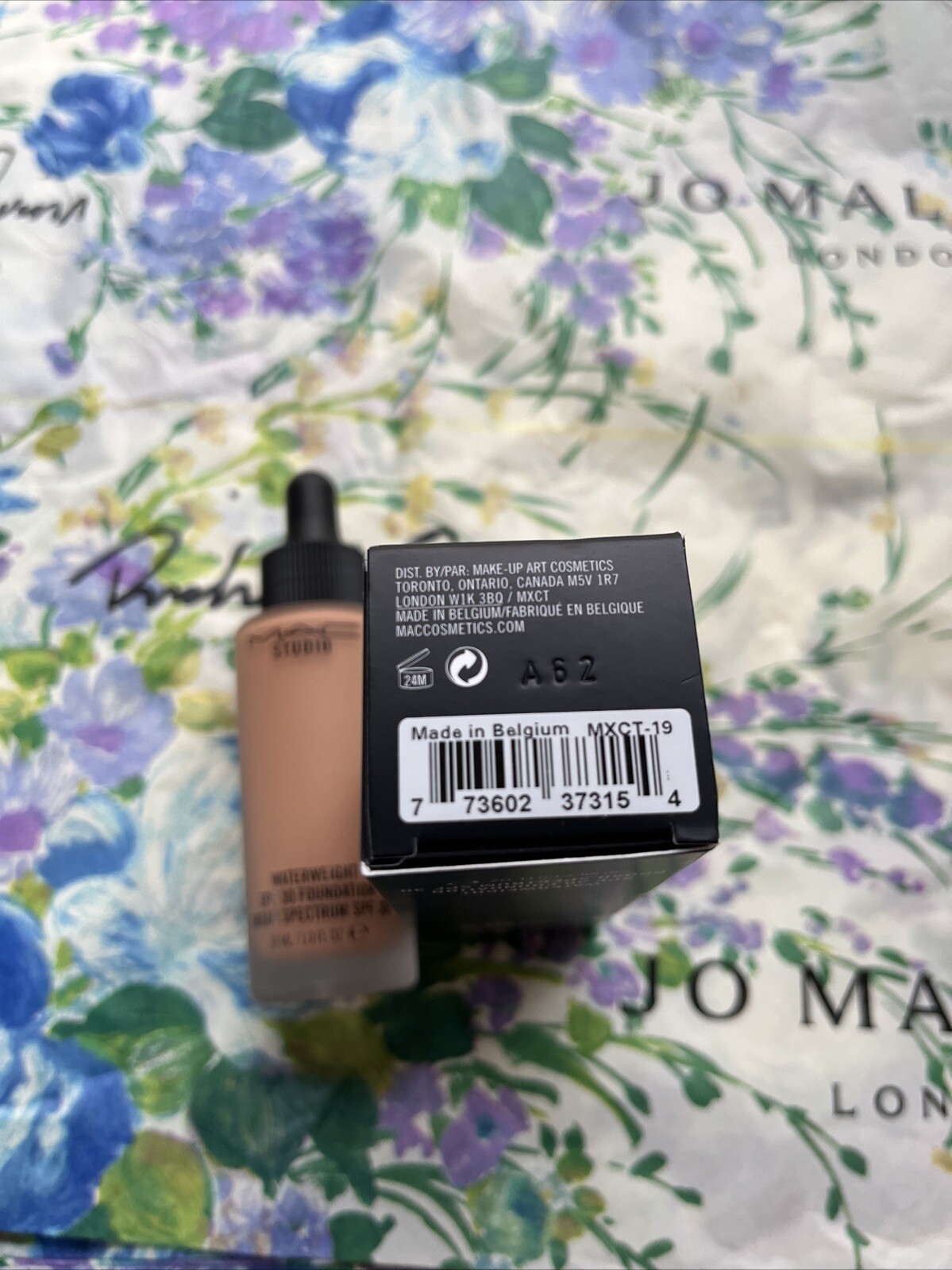 MAC Studio Waterweight SPF 30 Foundation 30ml/1.0oz (NW35) NIB