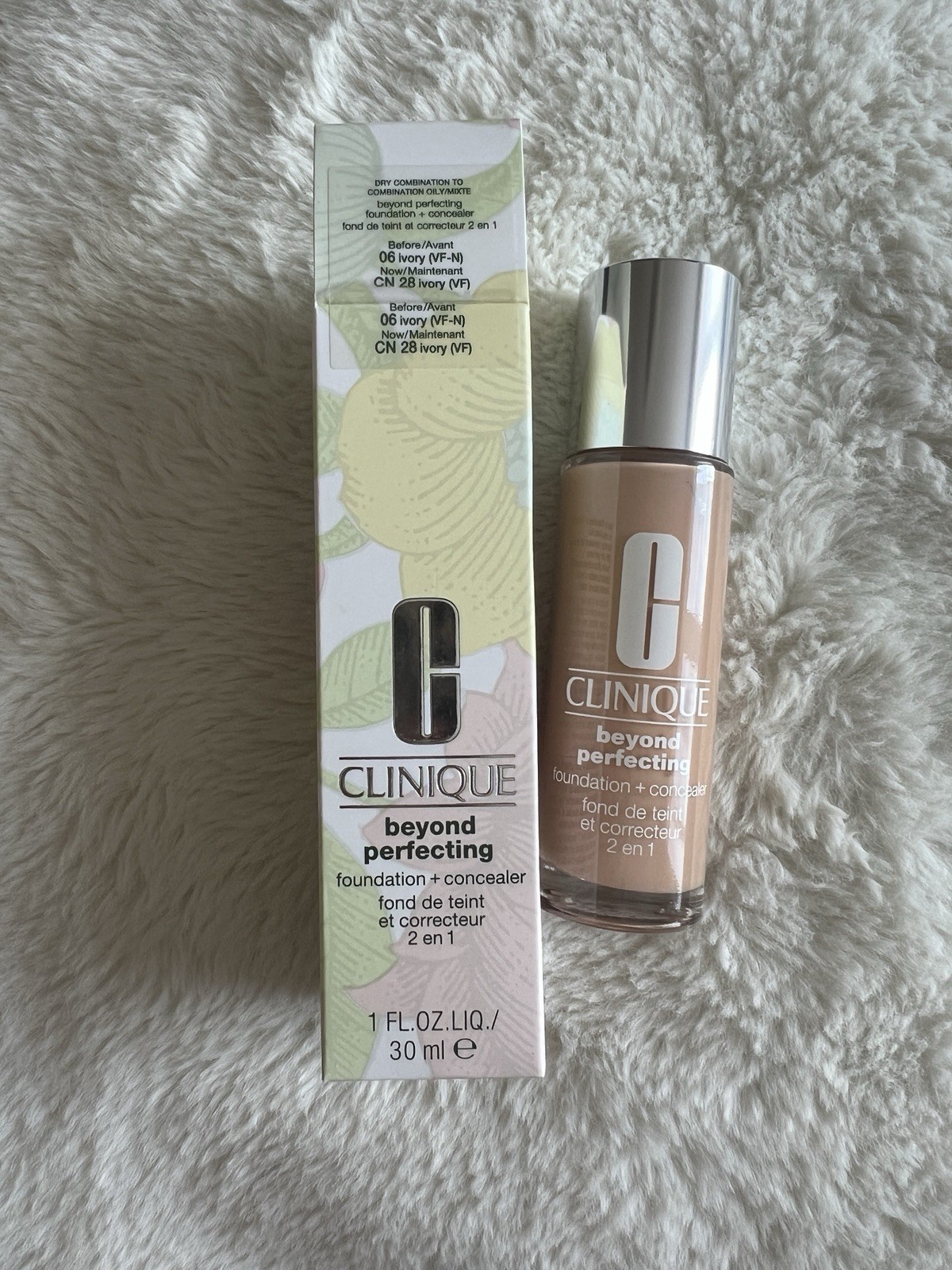 Clinique Beyond Perfecting Foundation + Concealer CN 28 Ivory 1oz/30ml