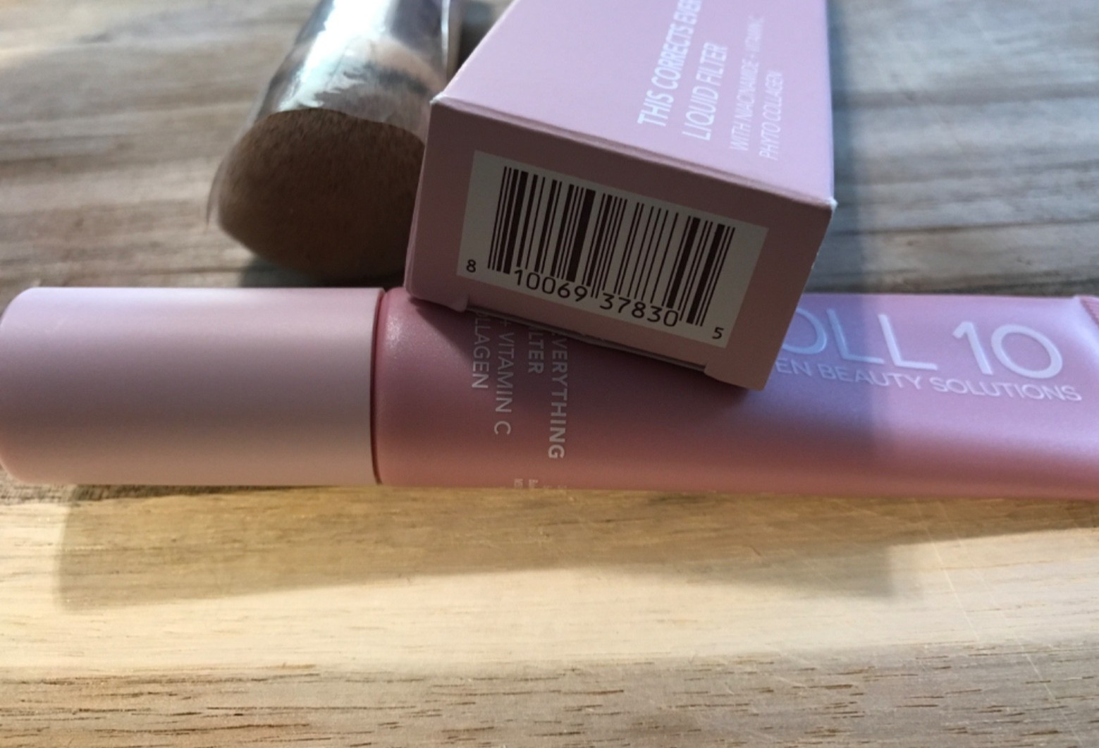 Doll 10 This Corrects Everything Liquid Filter with Niacinamide in Tan NIB Brush