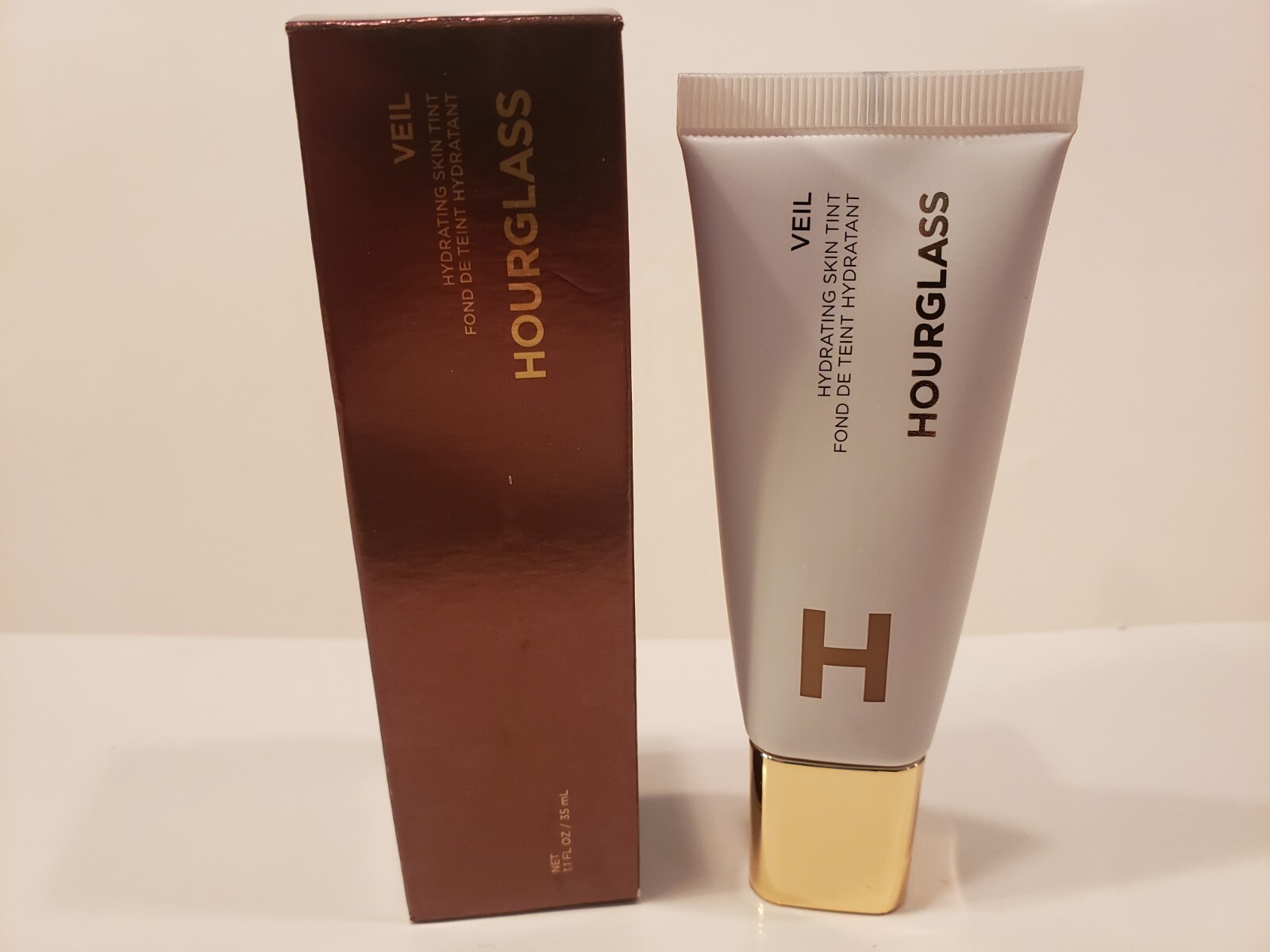 Hourglass ~ Veil Hydrating Skin Tint ~ #13 ~ 1.1 oz ~ NIB