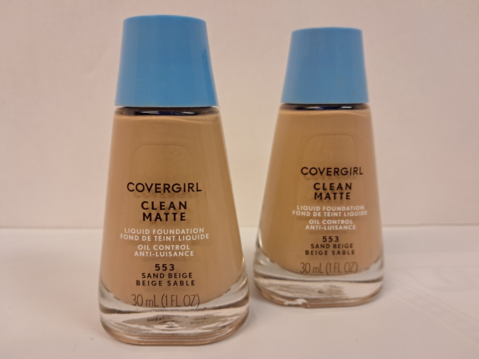 2 Covergirl Clean Matte Liquid Foundation Makeup #553 Sand Beige 1 fl oz NEW