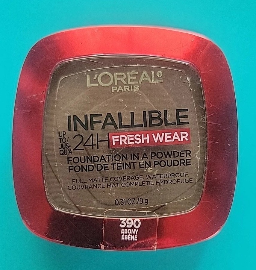 L’Oréal Paris Infallible Fresh Wear Foundation Powder – 390 Ebony 0.31oz