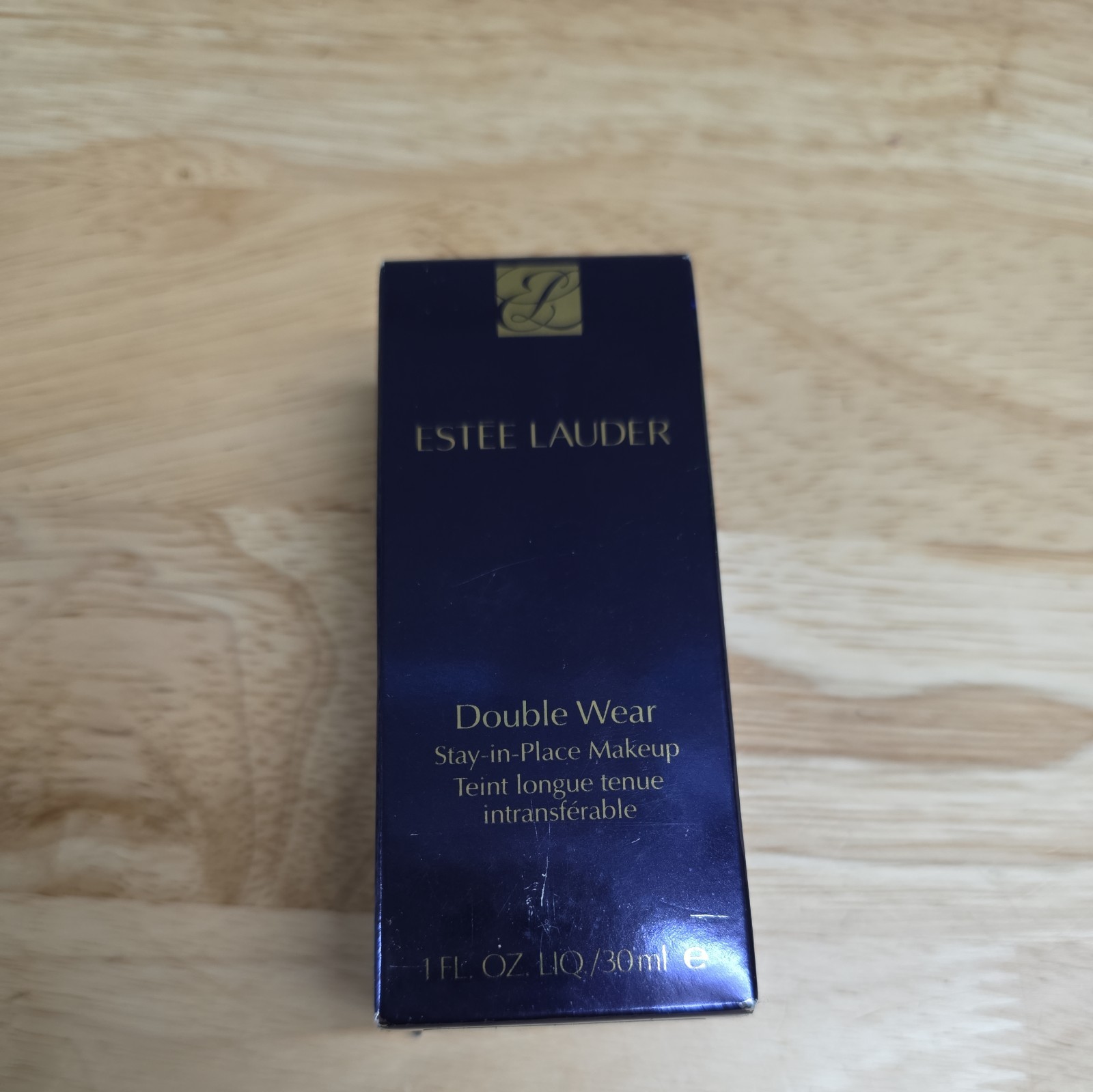 Estée Lauder Double Wear Makeup Foundation – 1 fl oz/30ml. 1C1 cool bone