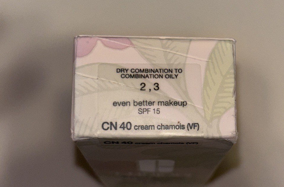 CLINIQUE Even Better Makeup FoundationSPF 15 CN40 Cream Chamois (VF) 1oz. NIB