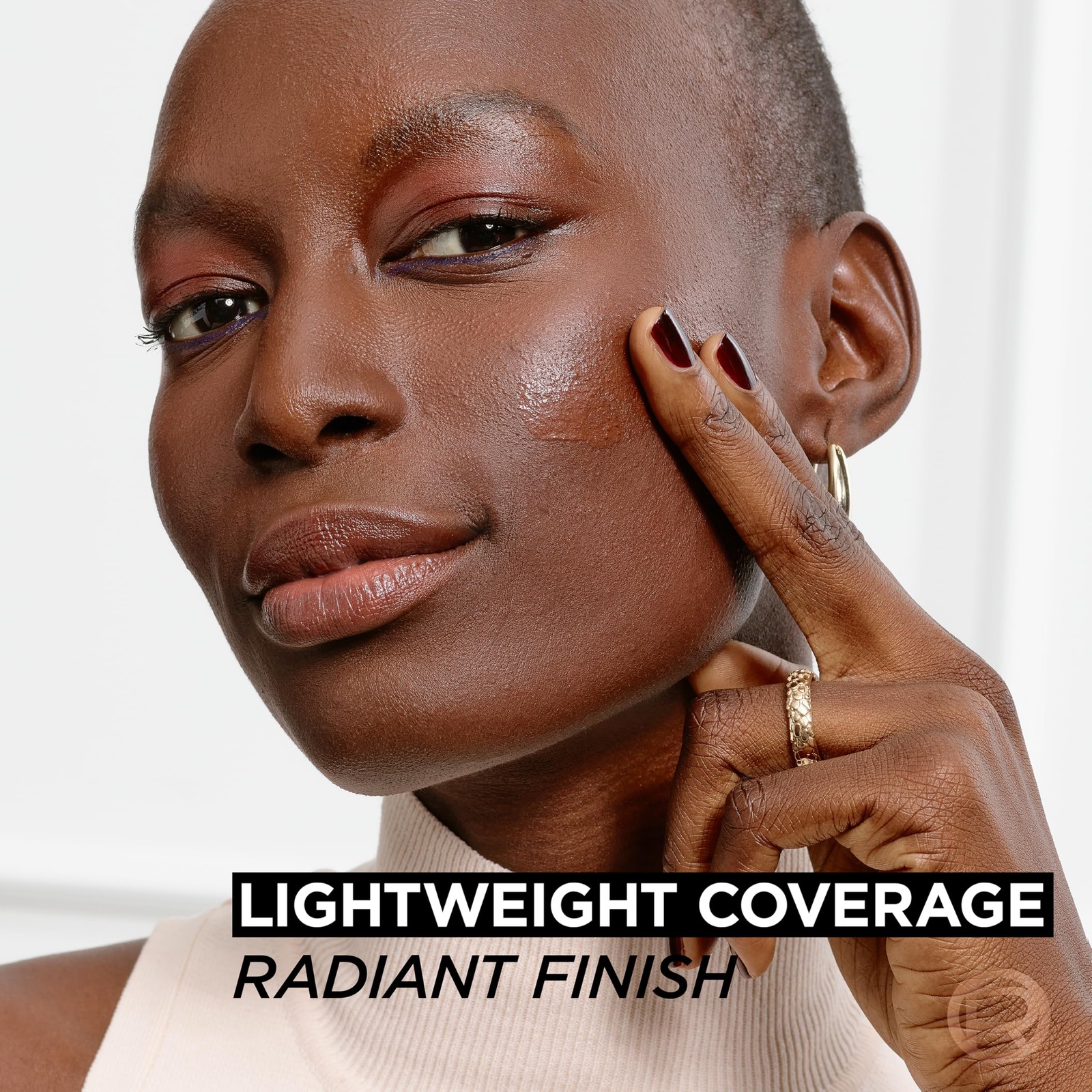 True Match Nude Hyaluronic Tinted Serum Foundation with 1% Hyaluronic acid, L…
