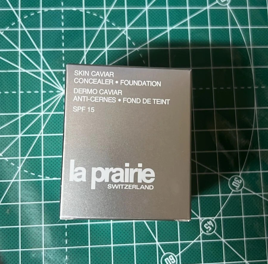 La Prairie Skin Caviar Concealer Foundation SPF15 NC05 Petale 0.33oz Radiance