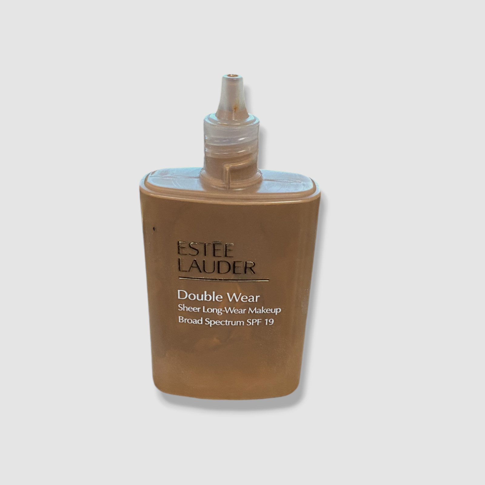 Estée Lauder Double Wear Sheer Long-Wear Foundation SPF19 – 6N2 Truffle
