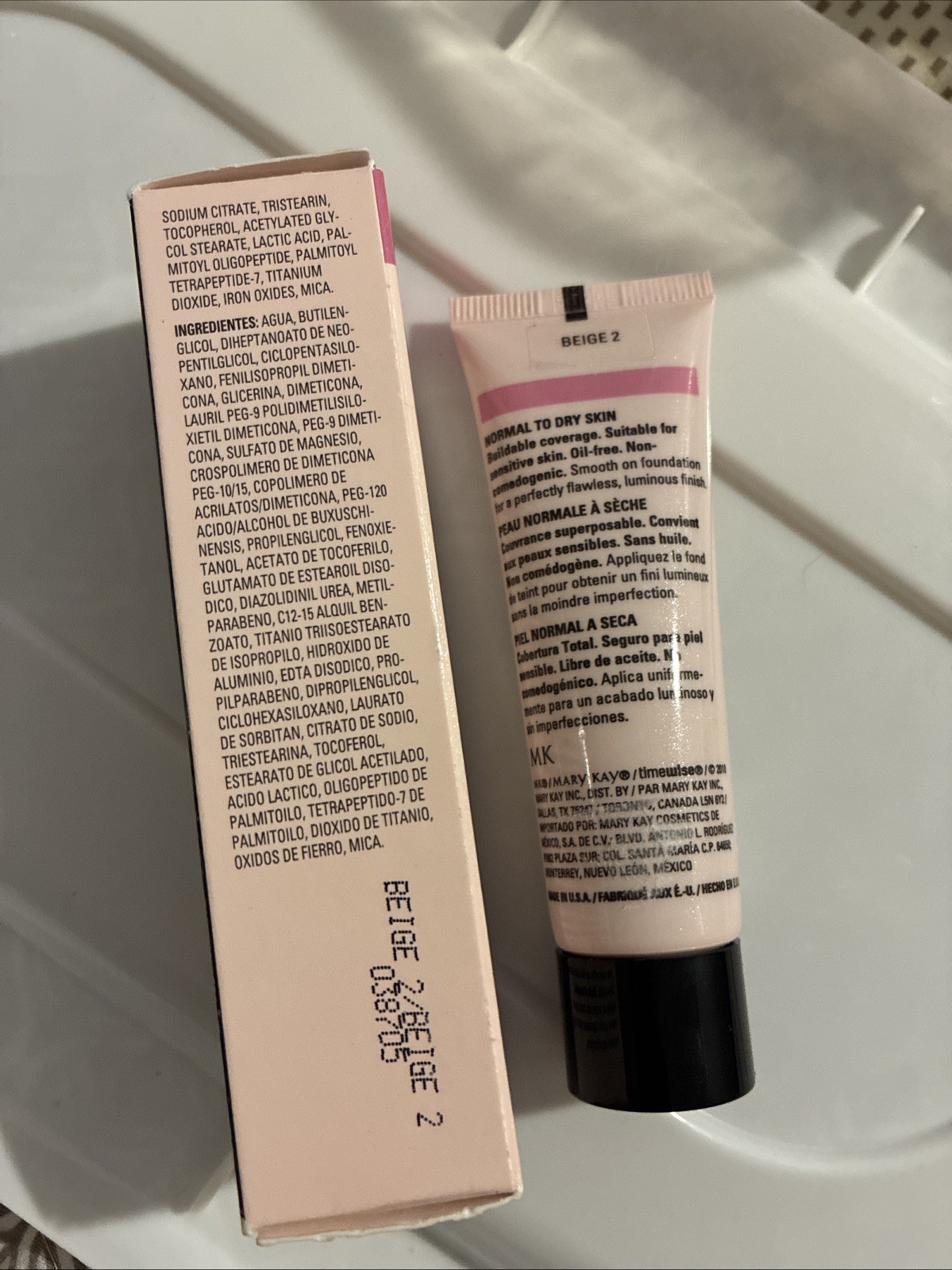 Mary Kay Timewise Luminous Wear Liquid Foundation Beige 2 Normal/Dry 1oz No Box
