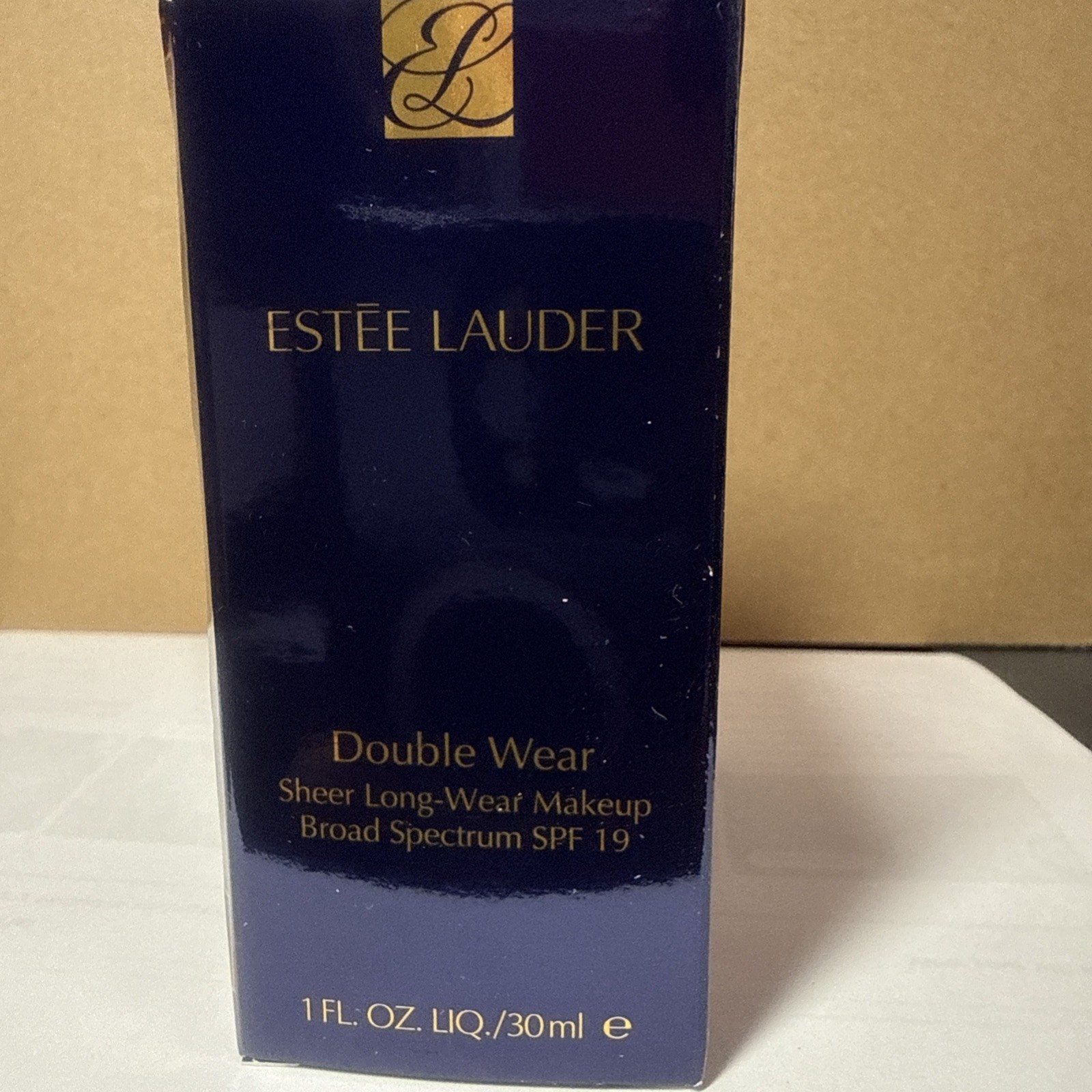 Estee Lauder Double Wear Sheer Long-wear Makeup Foundation, SPF 19, 1 FL OZ CHOS