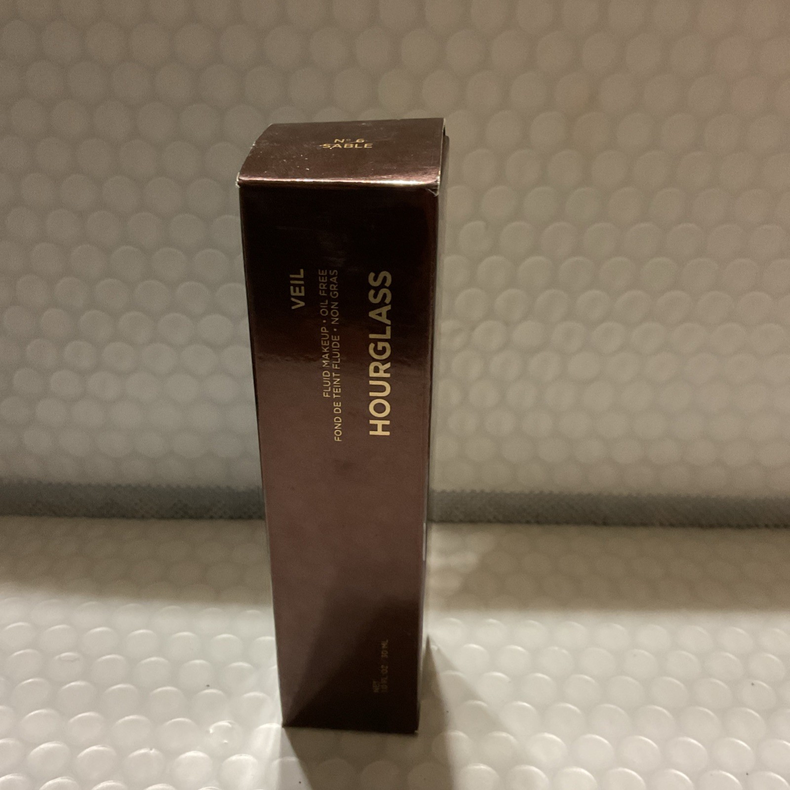 HOURGLASS Veil Fluid Makeup #6 Sable