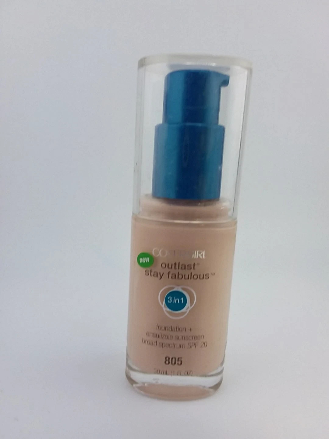 Covergirl Outlast Stay Fabulous 3-in-1 Foundation 805 Ivory