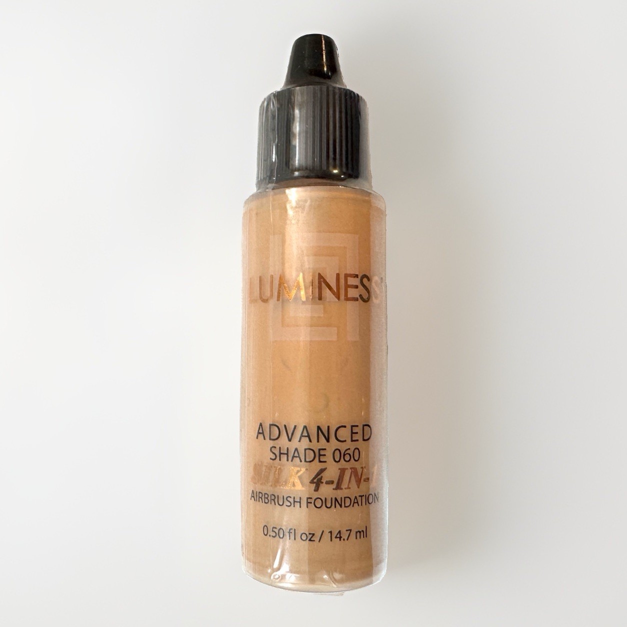 Luminess Advanced Silk 4-in-1 Airbrush Foundation Shade 060 New Sealed .50 fl oz