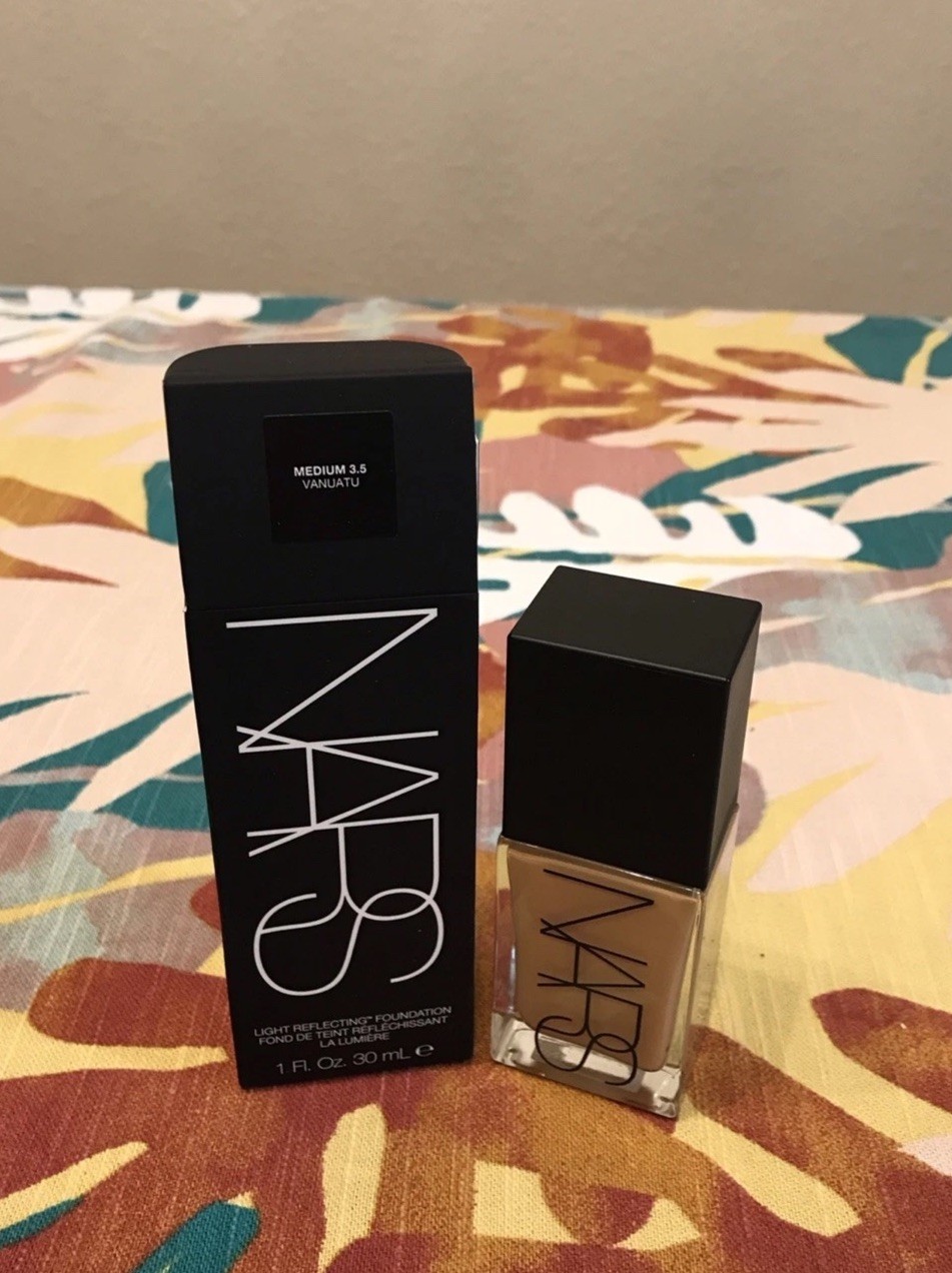 Nars Light Reflecting Foundation 1 fl oz – MEDIUM 3.5 VANUATU