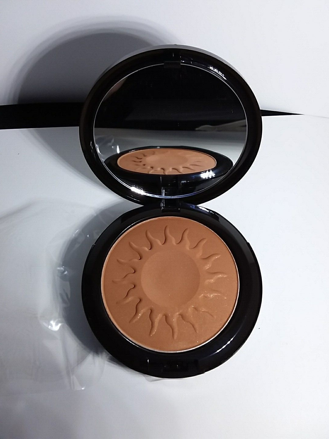 Iman Bronzer Clay Tester – Please Read