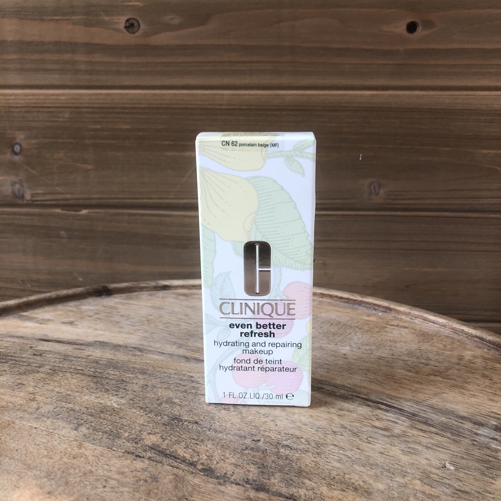 CLINIQUE Even Better Refresh Hydrating and Repairing -CN62 PORCELAIN BEIGE -1 oz