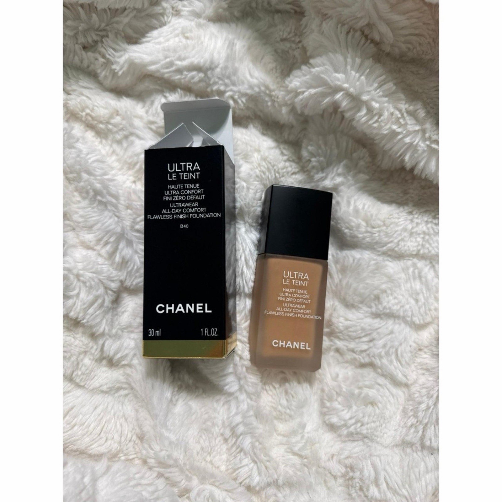 CHANEL Ultra Le Teint All Day Comfort Fondotinta Liquido B40 30 ml