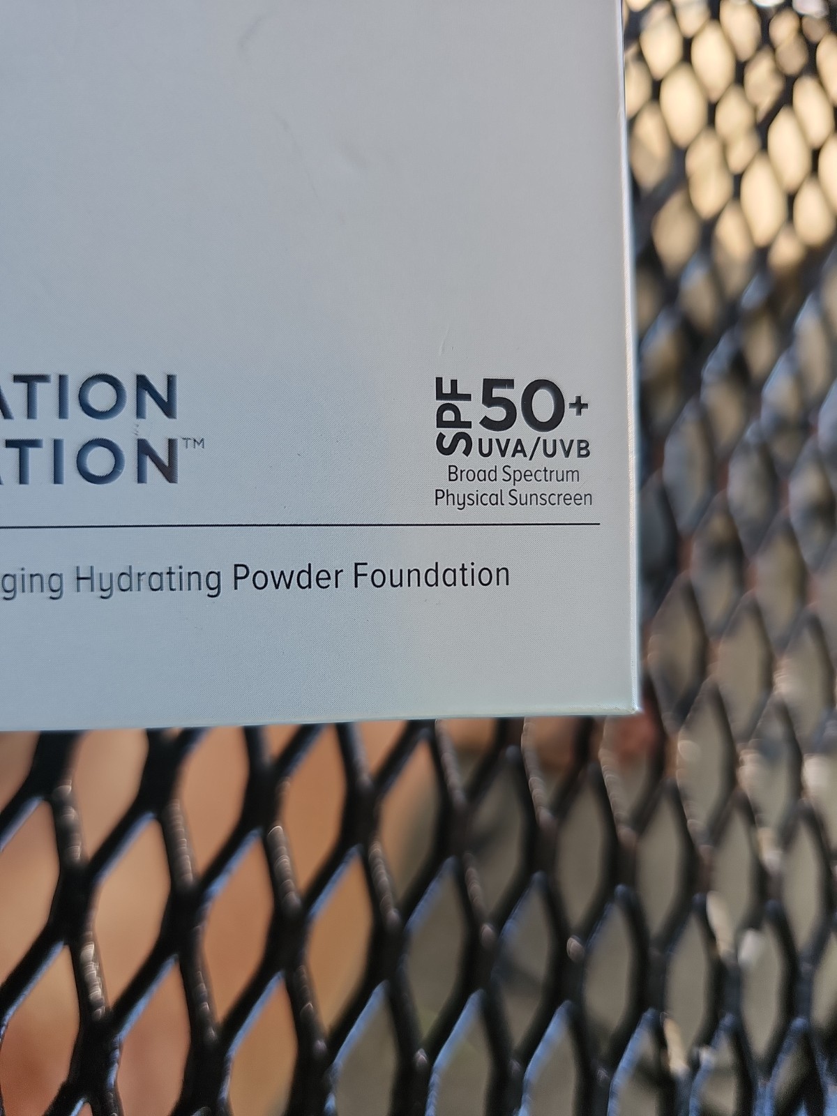 It Cosmetics Celebration Foundation Medium 0.30 oz – NEW