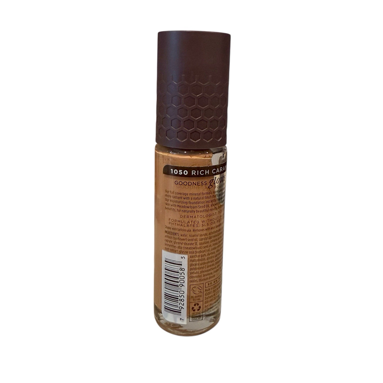Burt’s Bees Goodness Glows Liquid Makeup 1.0 fl oz Foundation Rich Caramel 1050