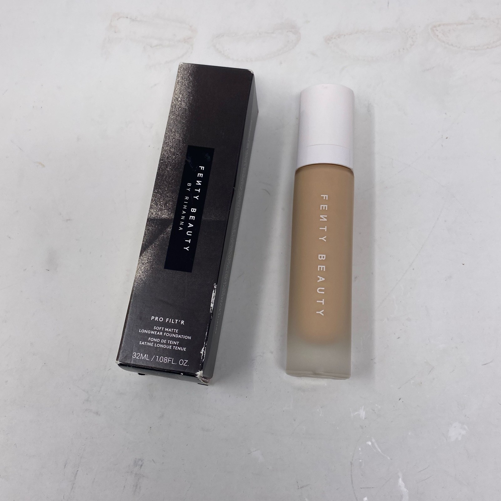 Fenty Beauty Pro Filt’r Soft Matte Foundation 190, 32mL/1.08oz