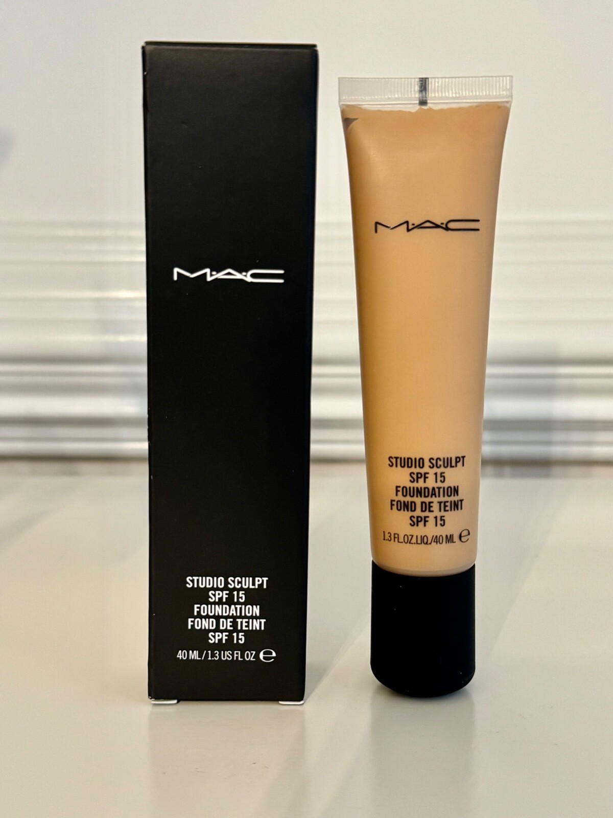 NIB MAC Studio Sculpt Foundation NC37 SPF 15