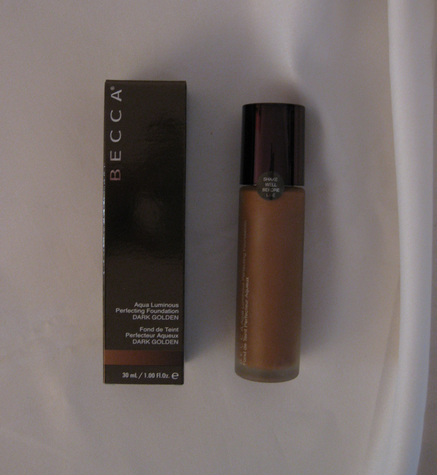 BECCA AQUA LUMINOUS PERFECTING FOUNDATION DARK GOLDEN 1 OZ. NIB 100% Authentic