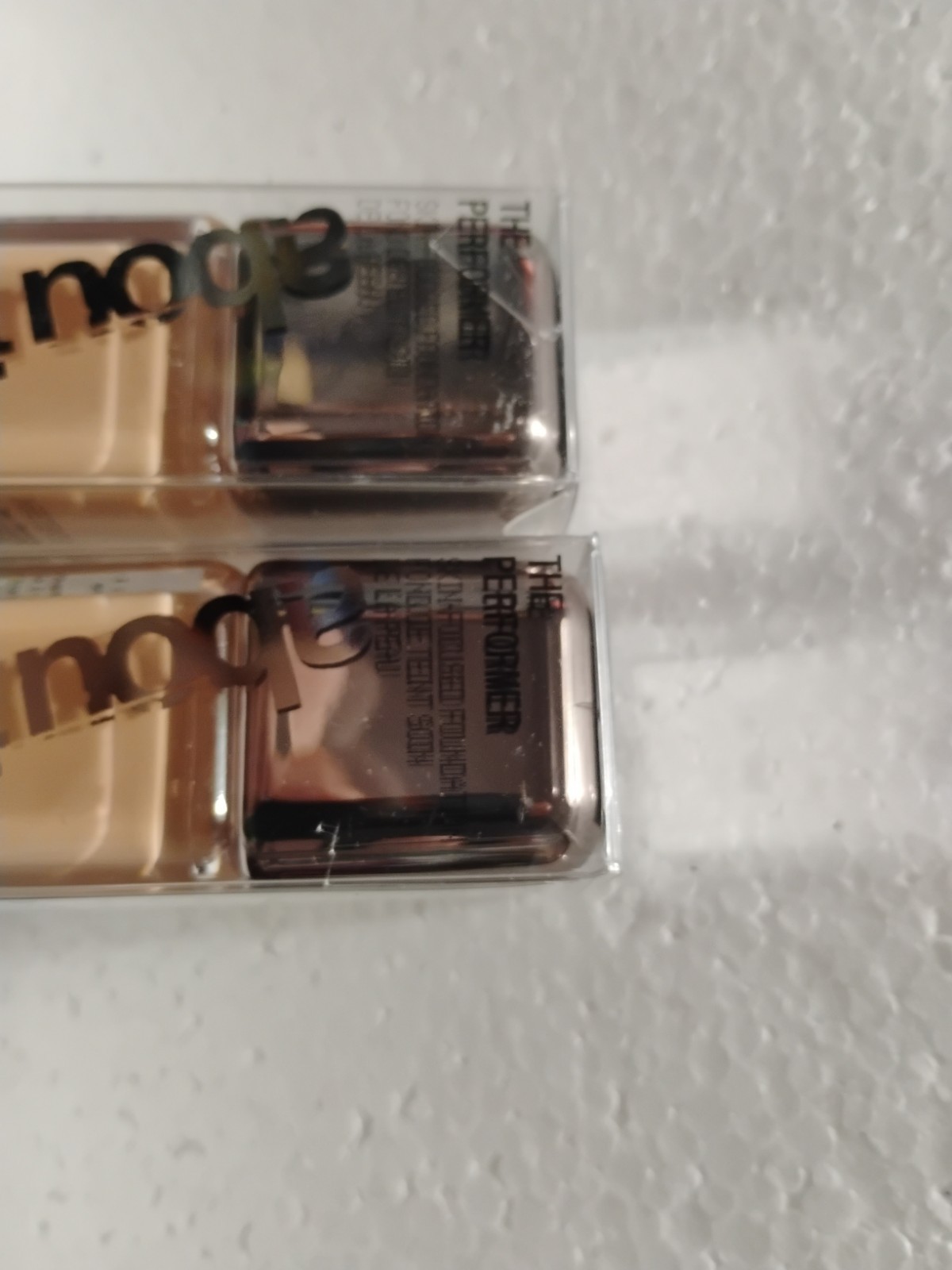 Pair About-face The Performer Foundation, LM1 Cool, 1.08 Fl Oz / 32 ml