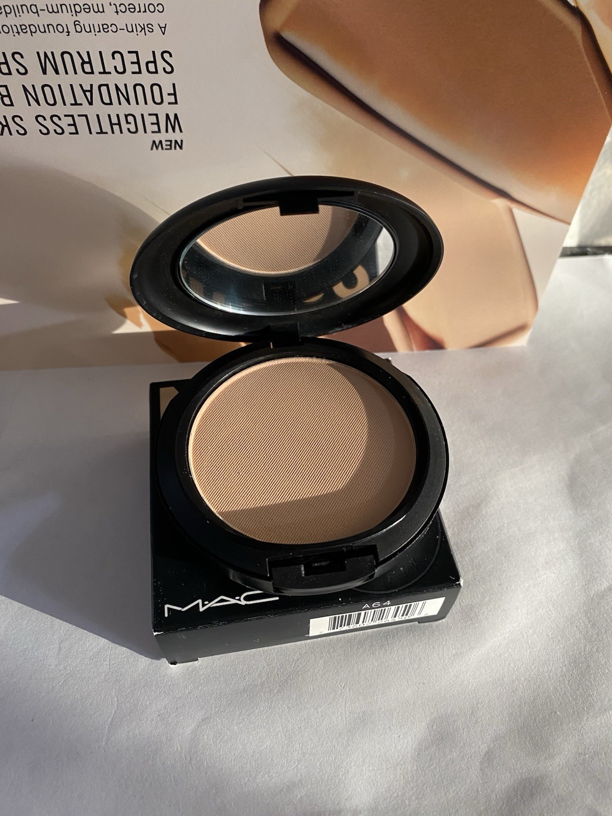 MAC Studio Fix Powder Plus Foundation~ 15 g ~ Original Formula, NW22, Brand New