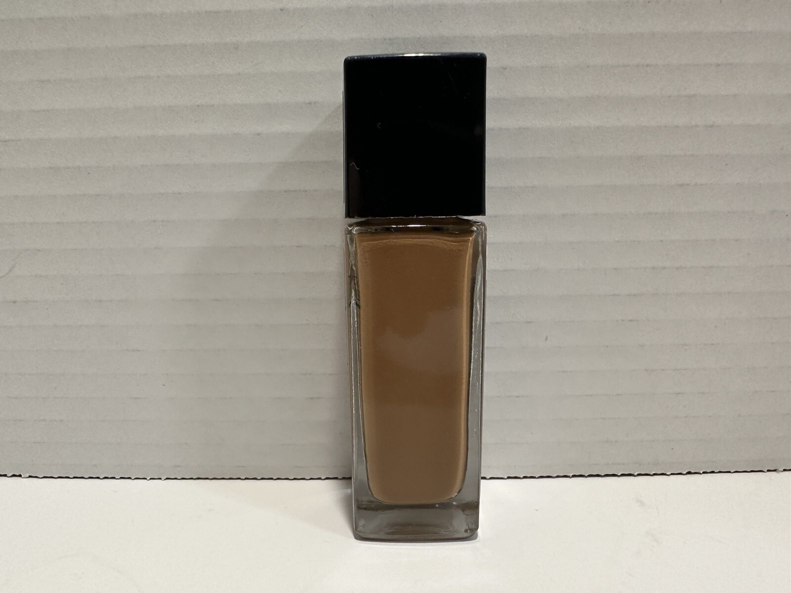 (1) Maybelline Fit Me! Matte + Poreless Foundation Color Latte 358 MAYBELLINE!