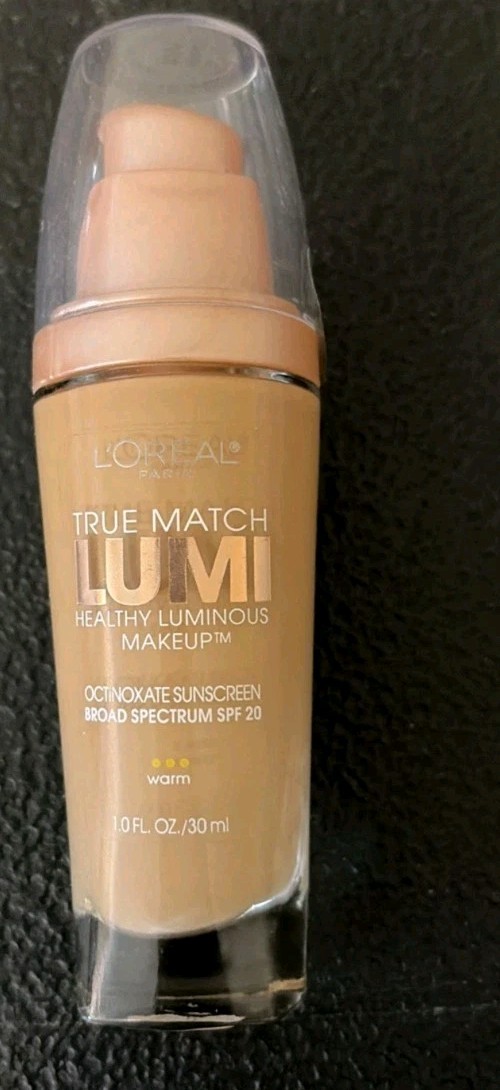L’Oréal Paris True Match Lumi Healthy Makeup W4 Natural Beige 1 fl oz. Warm NEW