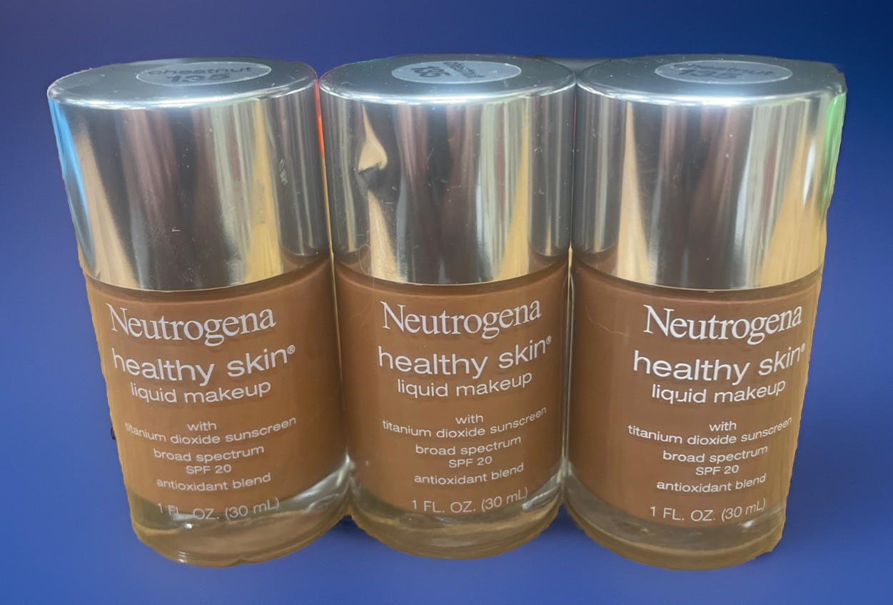 Neutrogena Healthy Skin Liquid MakeUp Foundation # 135 Chestnut 3 Piece Lot